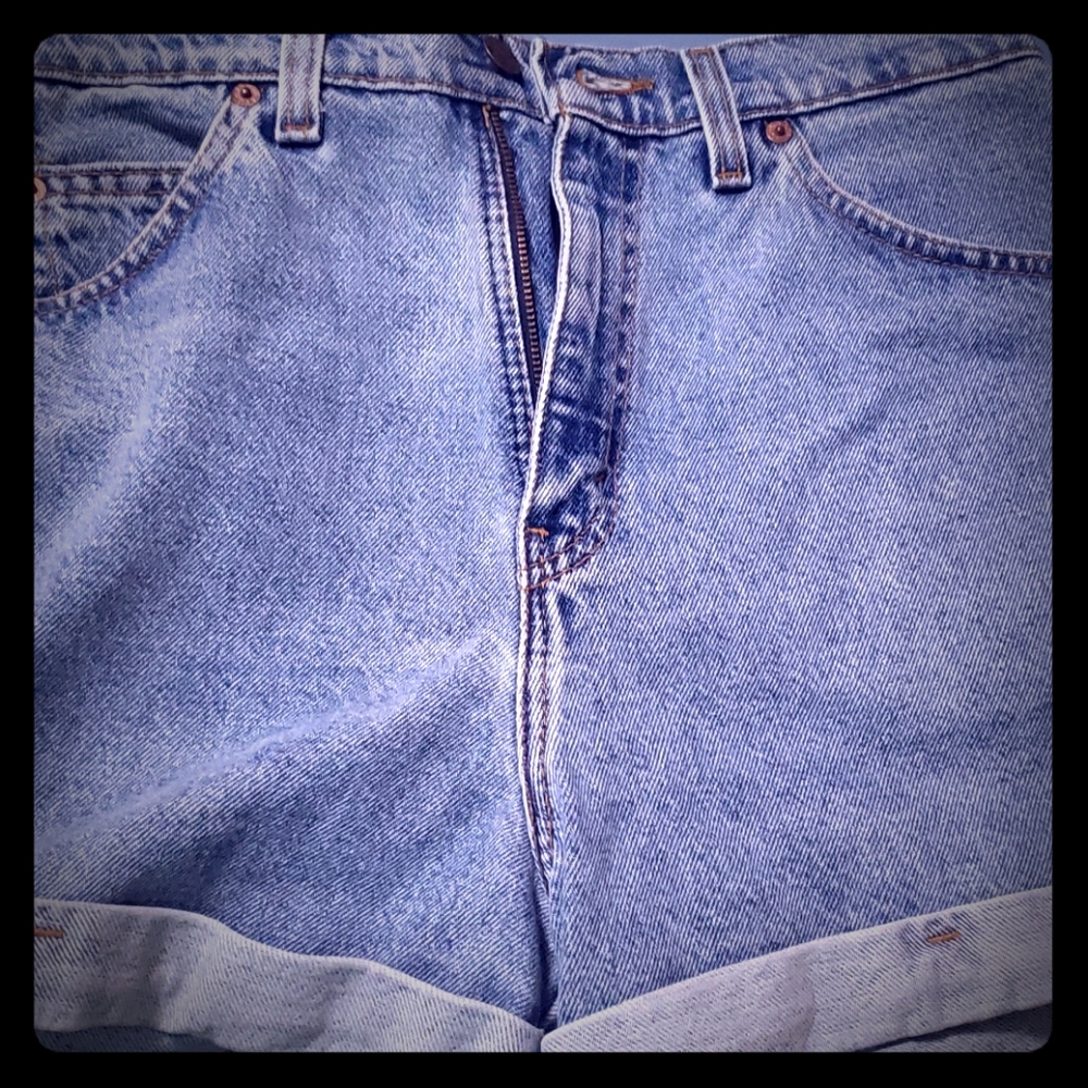 Levi shorts